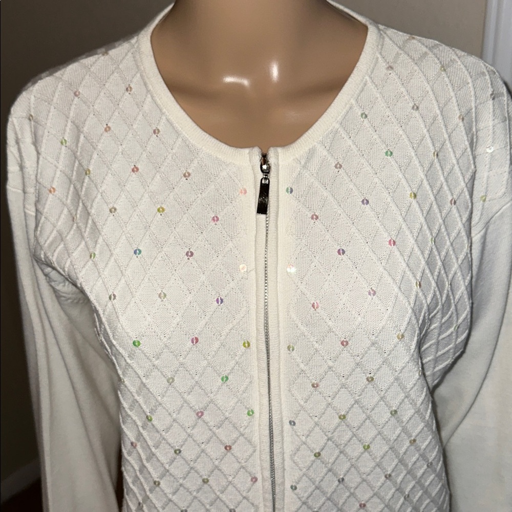 Dressbarn Ivory Knit Cardigan Size Medium. - Picture 4 of 13